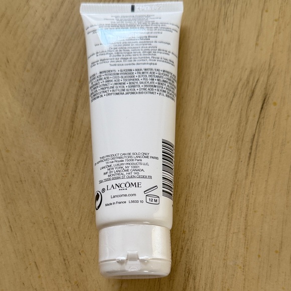 Lancome Crème Radiance Gentle Cleansing Foam - White and Blue - Picture 3 of 3